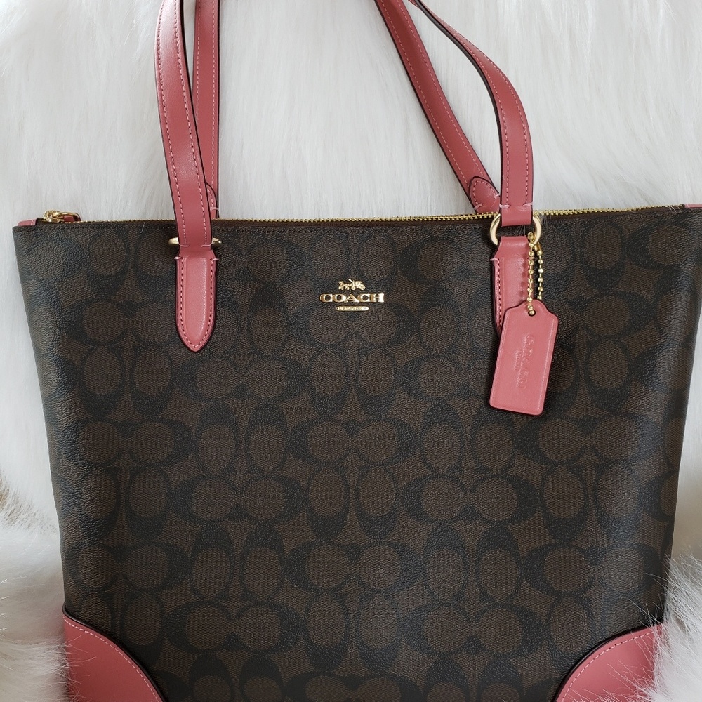 Gorgeous authentic Coach top-zip City tote bag
